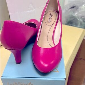 Life Stride Women's Pink Heels
